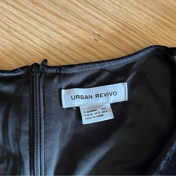Urban Revivo Black Velvet Mini Dress Size 4 - Picture 2 of 10